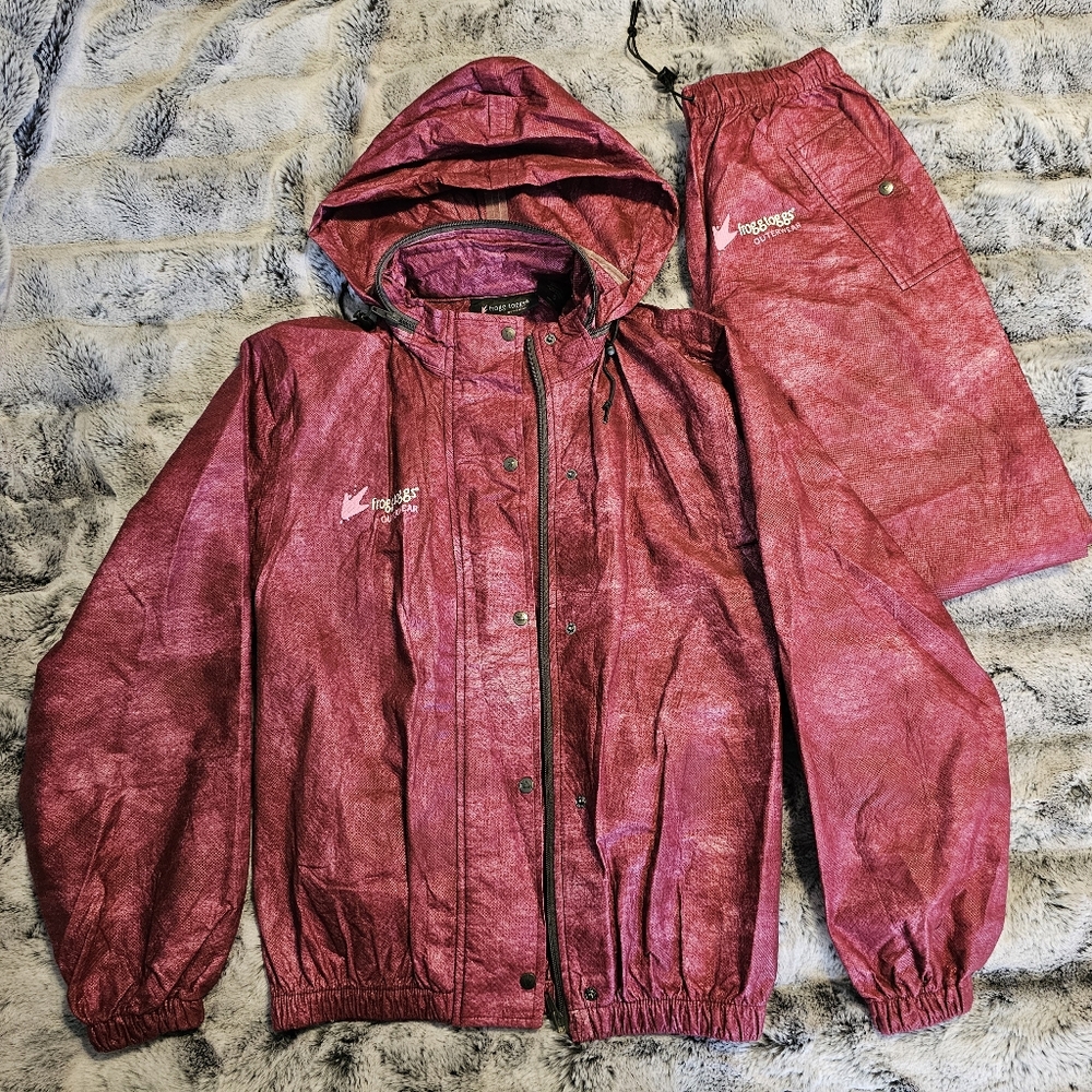 Frogg Toggs Outerwear Pants and Jacket - Size M